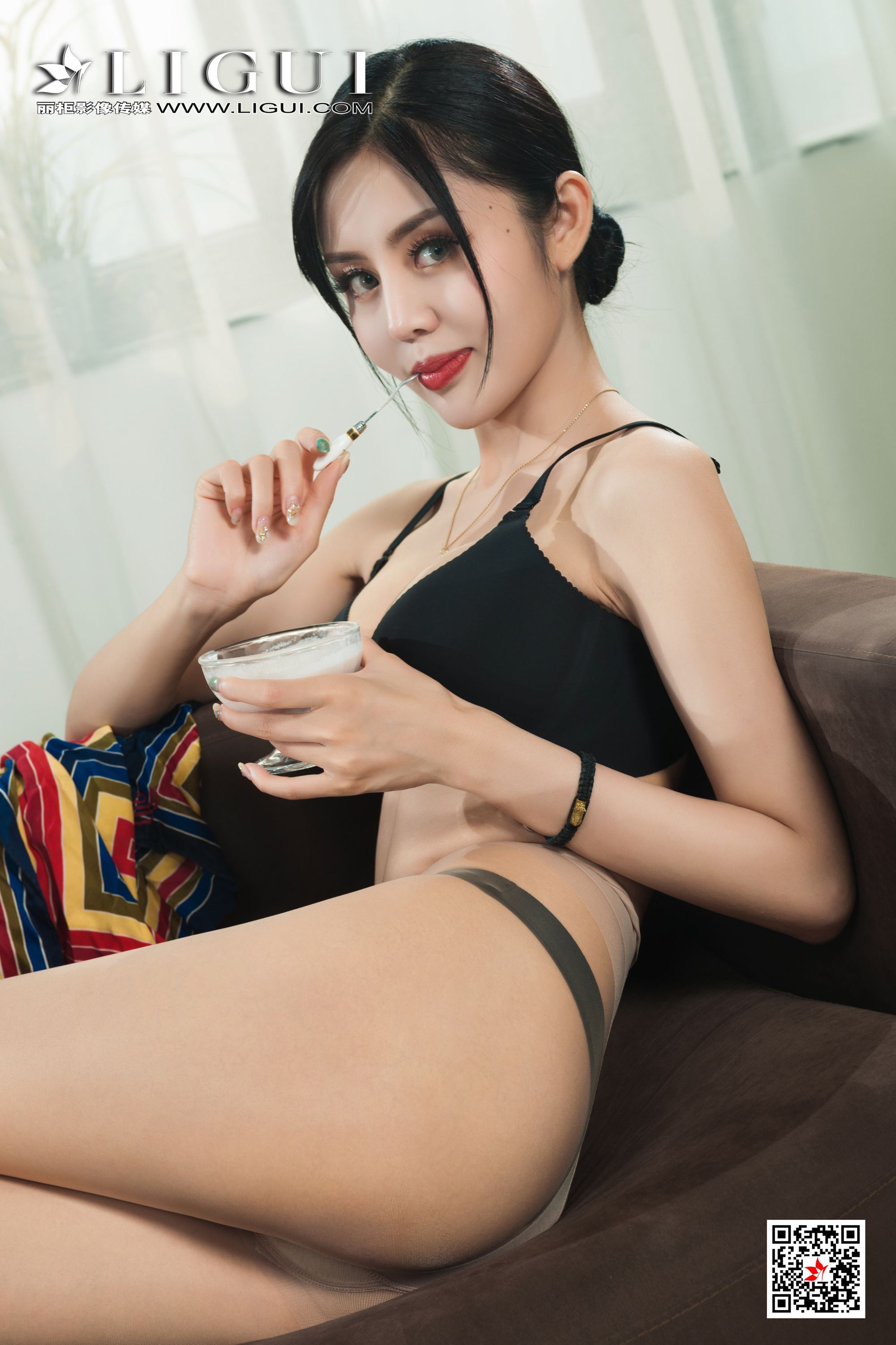 Ligui丽柜 2021.10.04 网络丽人 Model 凉儿